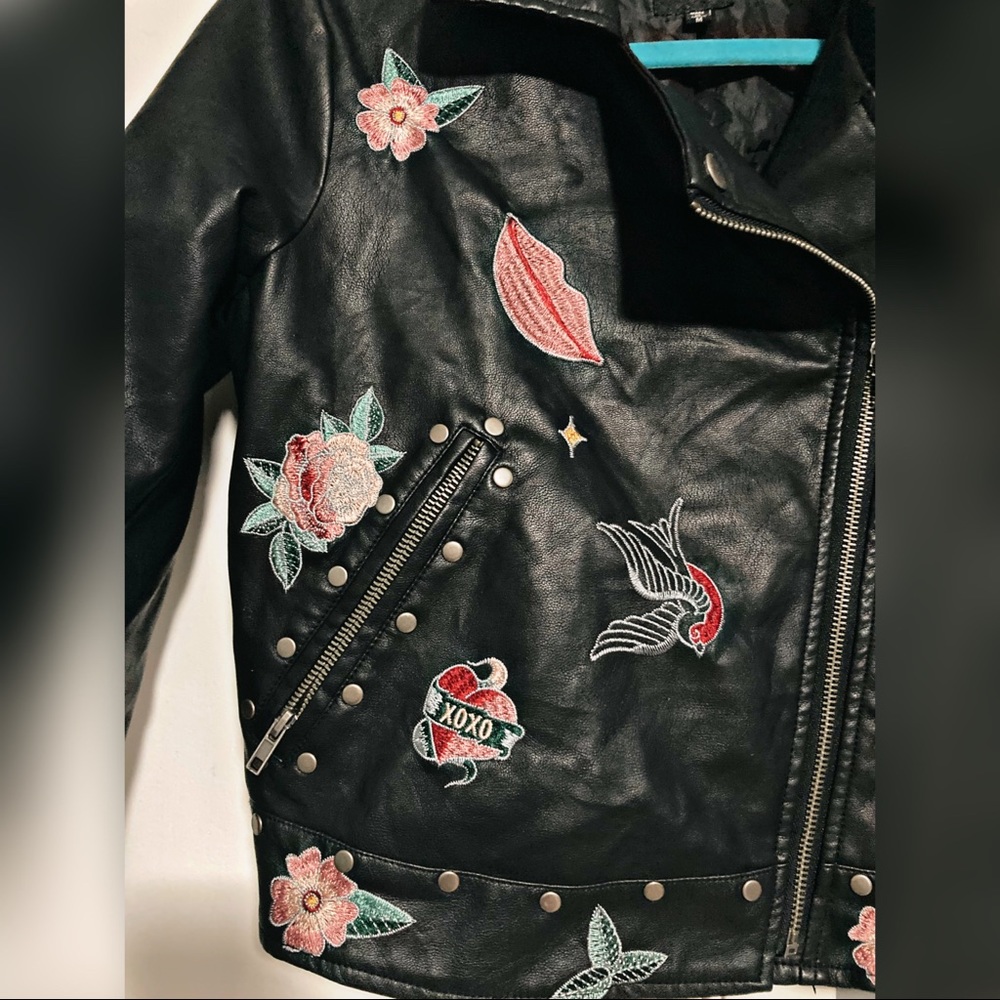 XOXO black leather jacket size M